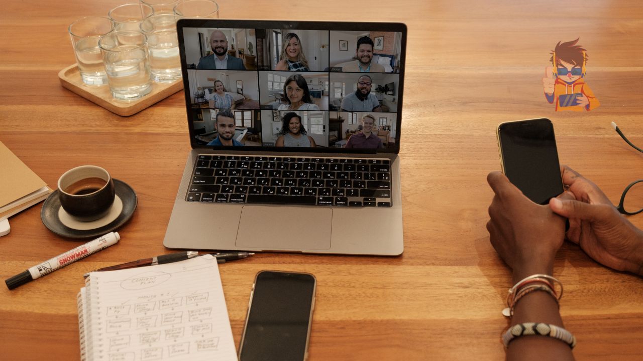 Interactive webinar session showing audience engagement through polls and live chat features.